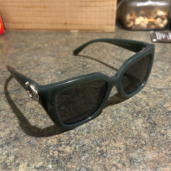 NOT FOR SALE - Picture 7 of 7